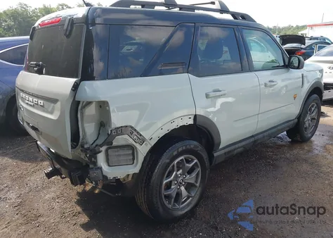 2022 Ford Bronco Sport Badlands z USA, uszkodzony, nr VIN 3FMCR9D92NRD00710